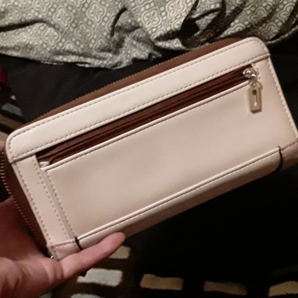 Wallet - Picture 3 of 3